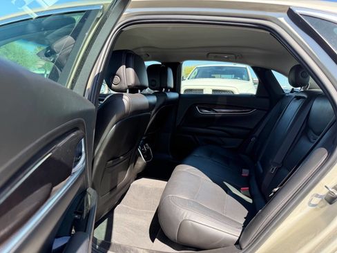 Used 2014 Cadillac XTS Luxury image 21