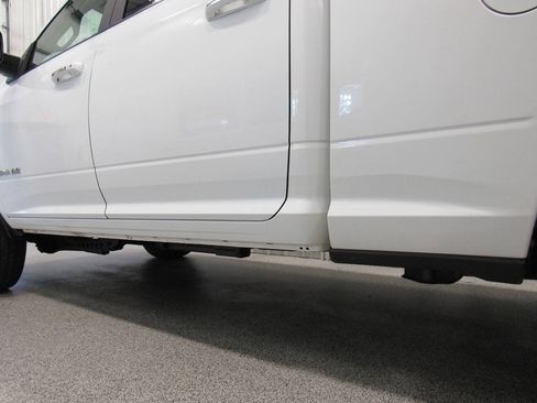 Used 2019 RAM 2500 Big Horn AWD/4WD image 19
