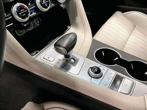Used 2023 Genesis G70 2.0T w/ Sport Prestige Package AWD/4WD image 19