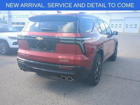 Certified 2025 Chevrolet Traverse High Country w/ LPO, Floor Liner Package AWD/4WD image 7