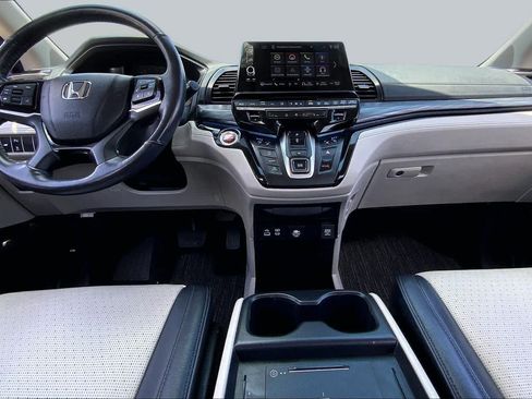 Used 2025 Honda Odyssey Elite image 15