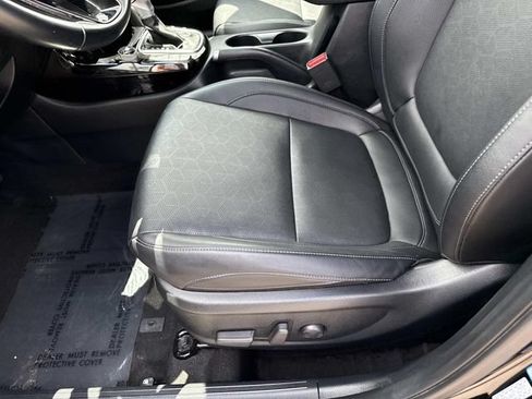 Used 2024 Kia Seltos EX FWD image 15