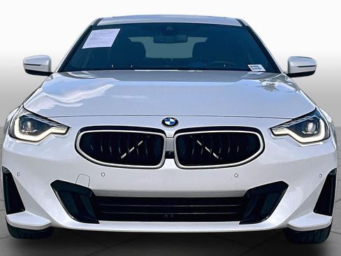 Used 2025 BMW 230i Coupe RWD image 3