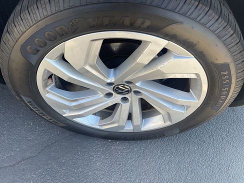 Used 2022 Volkswagen Atlas SE image 12