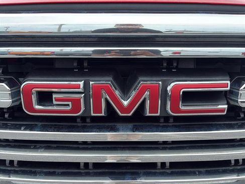 Used 2019 GMC Sierra 1500 SLT w/ SLT Premium Package RWD image 11