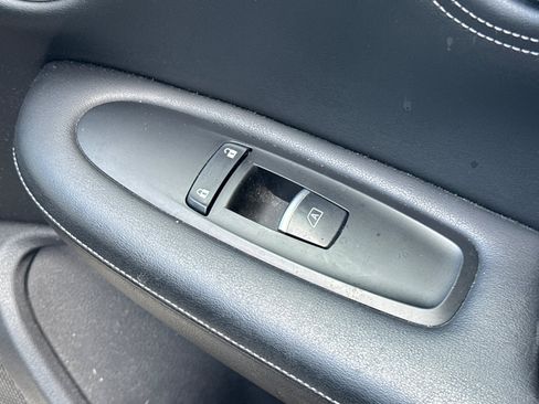 Used 2019 INFINITI QX50 Essential w/ Sensory Package image 23