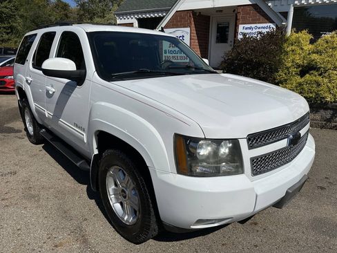Used 2011 Chevrolet Tahoe LT w/ Luxury Package AWD/4WD image 10