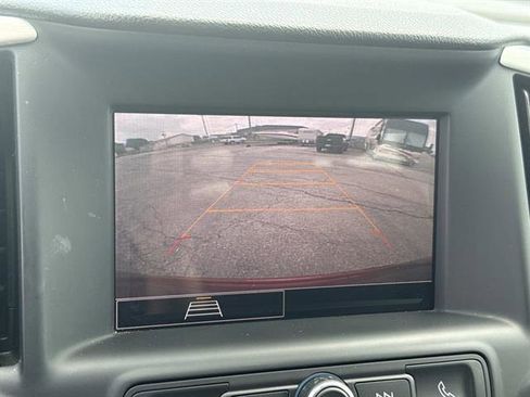 Used 2023 GMC Terrain SLE w/ Driver Convenience Package FWD image 20