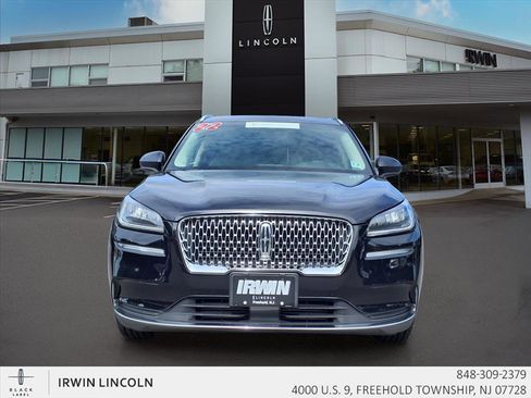 Certified 2022 Lincoln Corsair AWD w/ Premium Package image 3