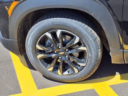 Used 2023 Chevrolet TrailBlazer LT FWD image 29