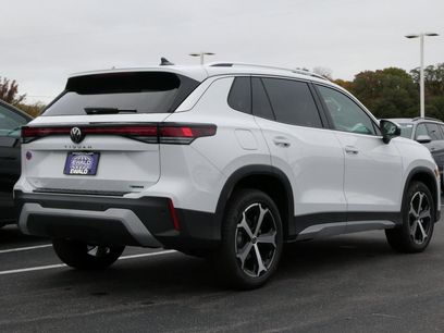 New 2026 Volkswagen Tiguan SE