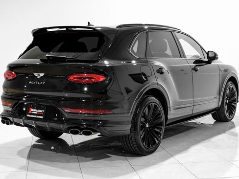 Used 2023 Bentley Bentayga Speed image 4
