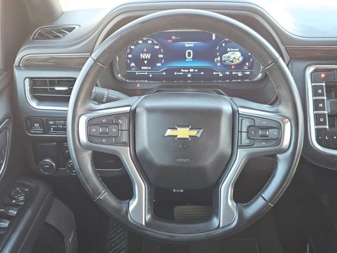 Used 2024 Chevrolet Tahoe LT RWD image 16