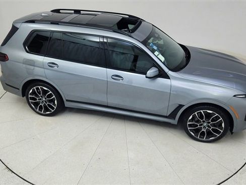 Used 2023 BMW X7 xDrive40i w/ M Sport Package image 83