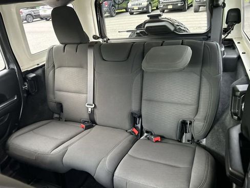 Used 2020 Jeep Wrangler Unlimited Sport AWD/4WD image 23