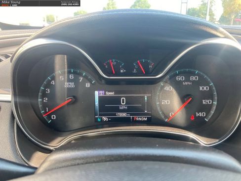 Used 2016 Chevrolet Impala LT FWD image 28