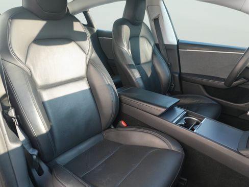 Used 2024 Tesla Model 3 Standard Range RWD image 21