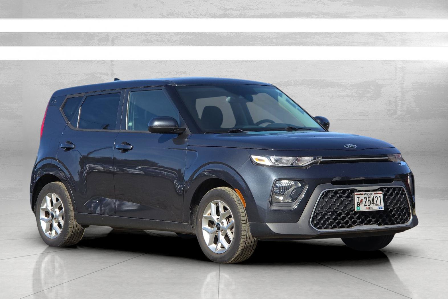 Used 2020 Kia Soul S FWD image 2