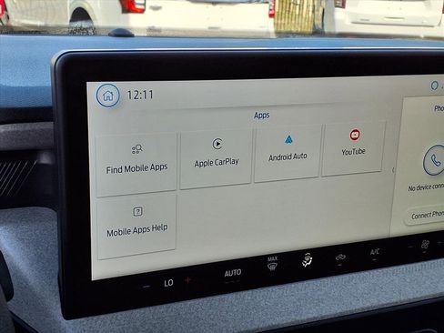 Used 2025 Ford Maverick XLT image 29