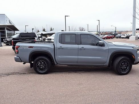 Used 2022 Nissan Frontier PRO-4X w/ Pro-4X Premium Package image 11