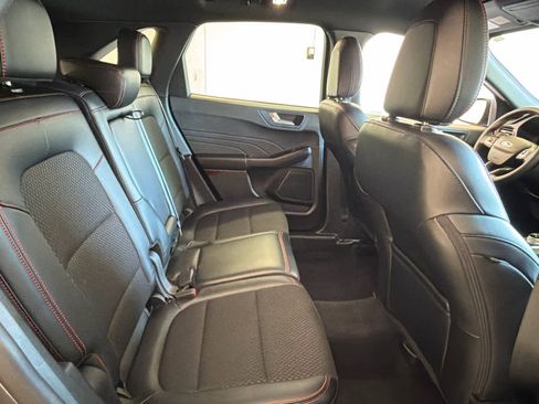 Used 2025 Ford Escape ST-Line AWD/4WD image 29