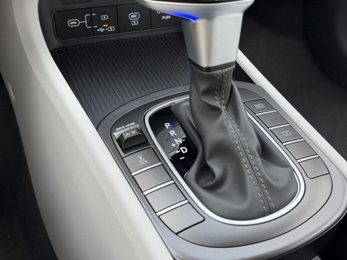 New 2026 Hyundai Kona SE AWD/4WD image 23