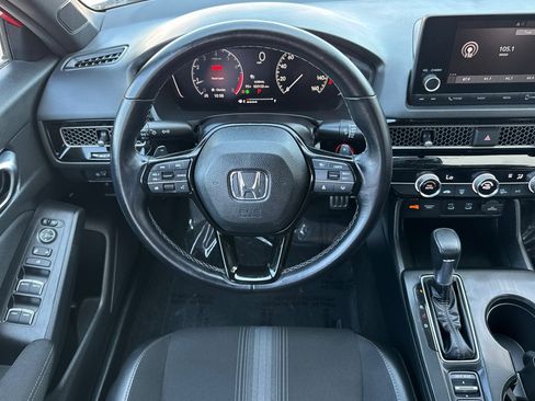 Used 2025 Honda Civic Sport image 29