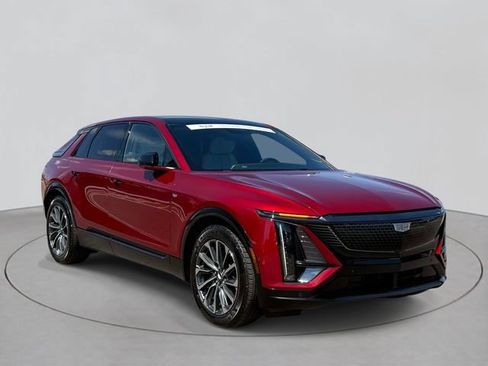 Certified 2024 Cadillac Lyriq Sport w/ LPO, Floor Liner Package AWD/4WD image 3