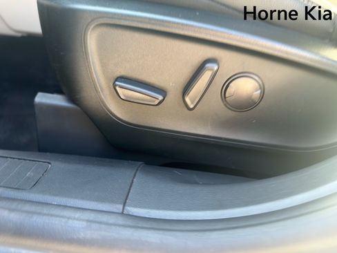 Used 2022 Ford Escape SEL FWD image 28