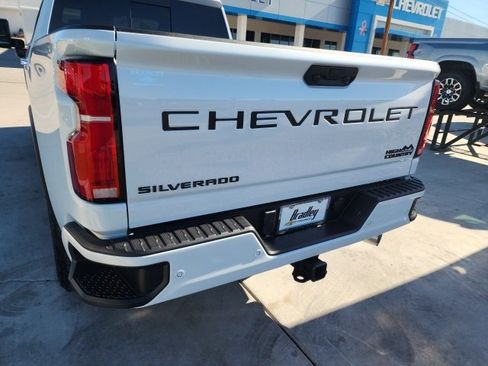 New 2026 Chevrolet Silverado 2500 High Country w/ Technology Package image 15