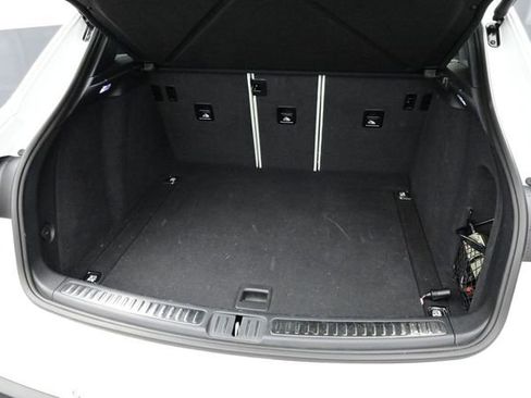 Certified 2023 Porsche Macan S AWD/4WD image 14