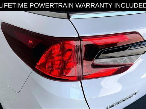 Used 2025 Honda Odyssey Sport-L image 40