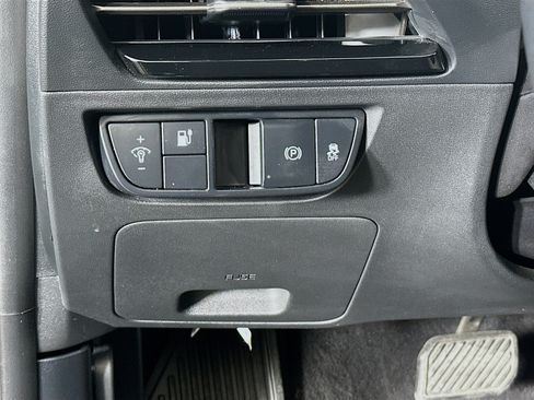 Used 2025 Kia EV6 Light RWD image 17