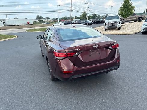Used 2025 Nissan Sentra SV FWD image 11