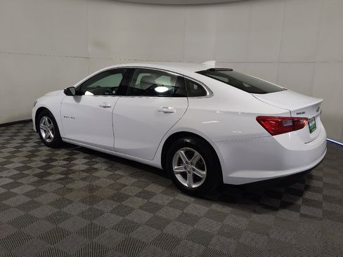 Used 2023 Chevrolet Malibu LT FWD image 3