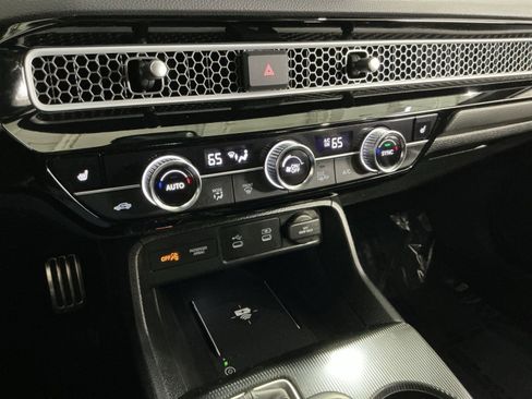 Used 2025 Honda Civic Sport image 29