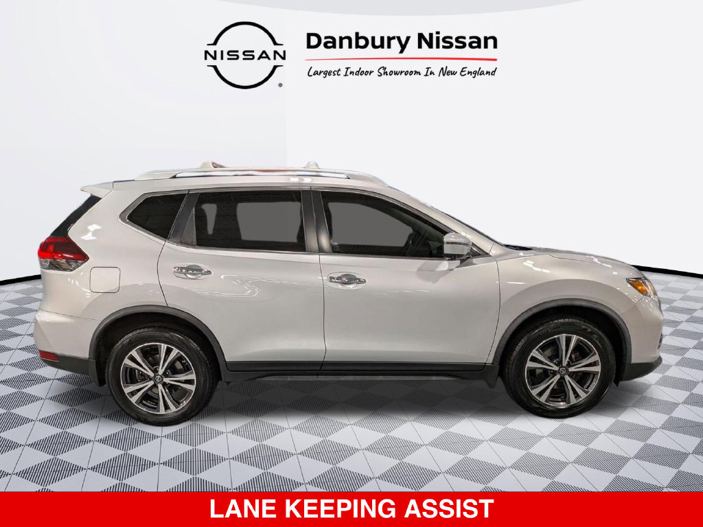 Used 2019 Nissan Rogue SV w/ Premium Package AWD/4WD image 2