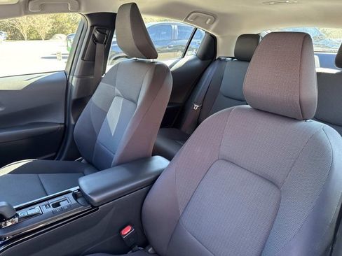 Certified 2024 Toyota Prius LE image 10