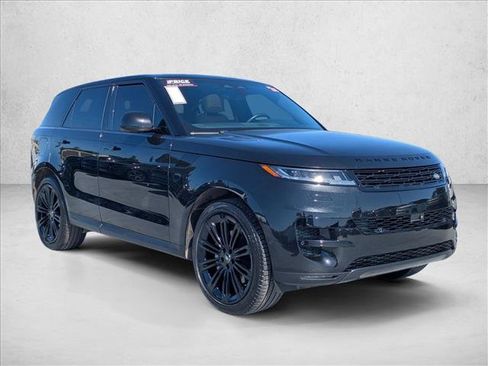 Used 2024 Land Rover Range Rover Sport SE AWD/4WD image 3