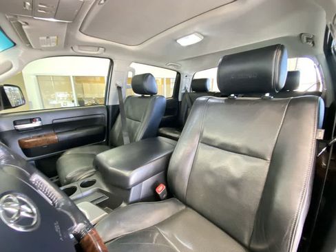 Used 2010 Toyota Tundra Limited image 14