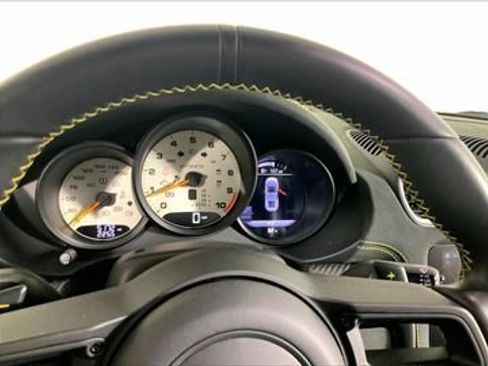 Certified 2024 Porsche 718 Cayman GT4 RS RWD image 11