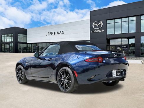 New 2026 MAZDA MX-5 Miata Grand Touring RWD image 2