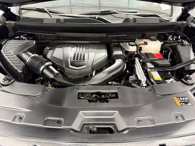 Used 2025 GMC Acadia Elevation AWD/4WD image 9
