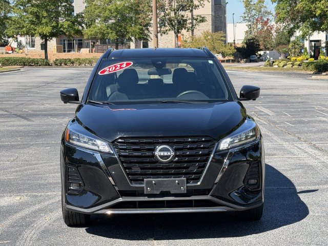 Used 2024 Nissan Kicks SR FWD image 2