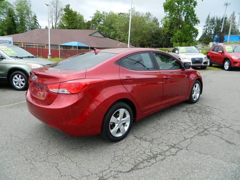 Used 2013 Hyundai Elantra GLS FWD image 8