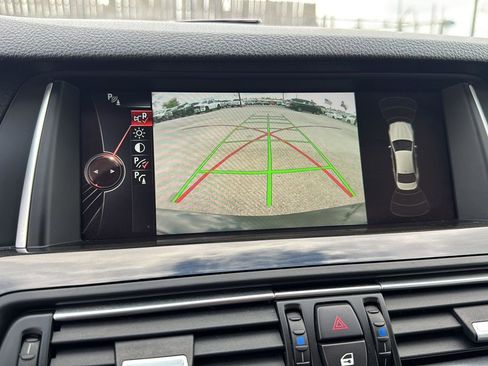 Used 2016 BMW M5 image 24