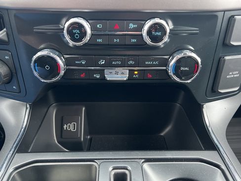 New 2025 Ford F150 XLT w/ Equipment Group 302A MID image 34