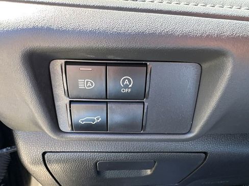 Certified 2024 Toyota Highlander XLE AWD/4WD image 37