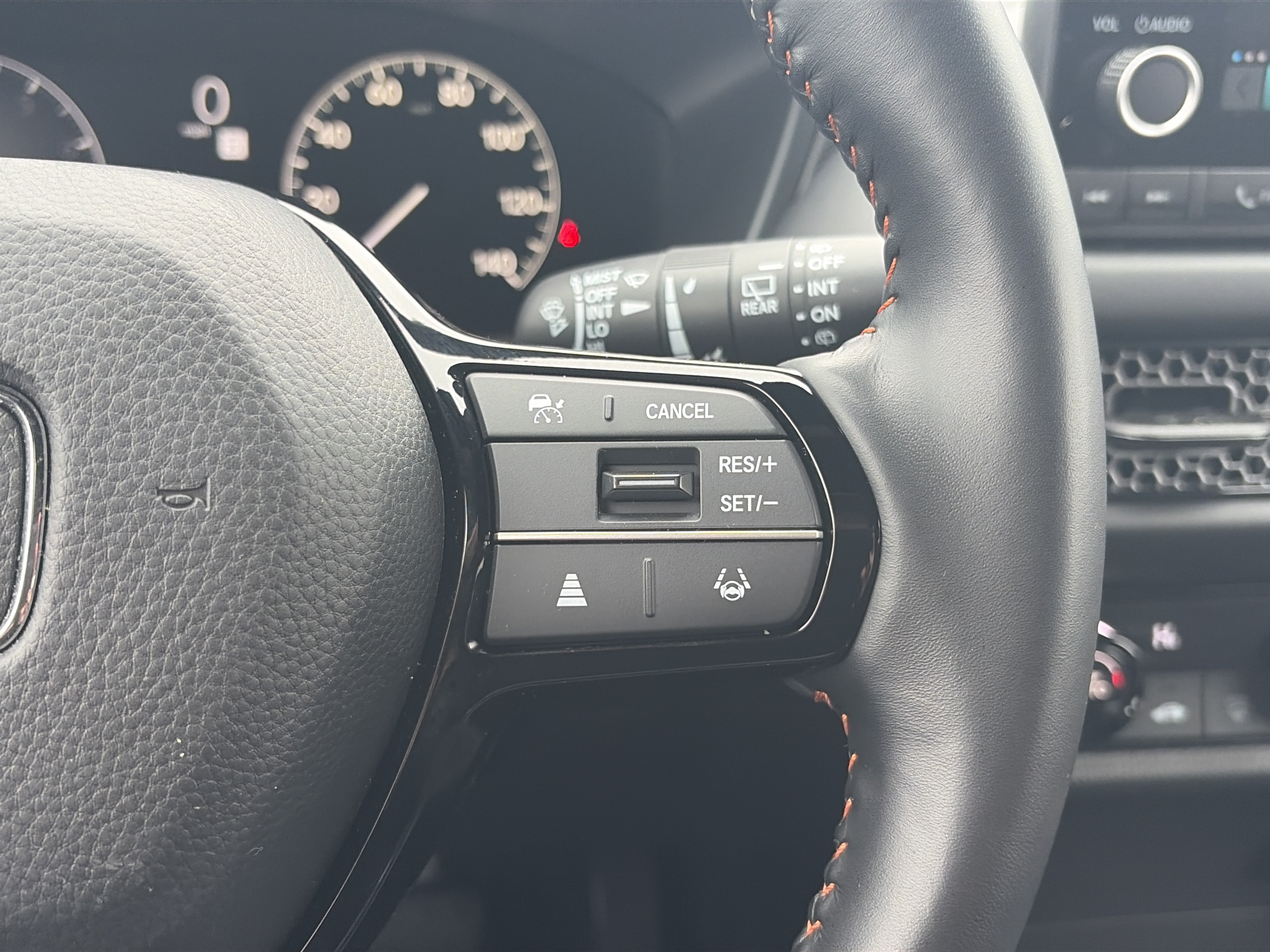 Certified 2025 Honda HR-V Sport image 21