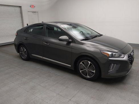 Used 2022 Hyundai Ioniq SE image 11